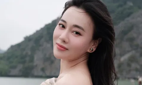 Phương Oanh gây chú ý