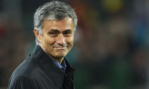 Jose Mourinho chính thức trở lại Real Madrid sau 13 năm