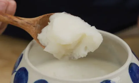 Mẹo rán mỡ lợn trắng trong, thơm béo, để lâu vẫn ngon như mới