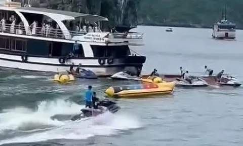 Thông tin vụ va chạm trên vịnh Lan Hạ, thuyền chở khách chìm: Một nữ du khách được cứu lên bờ bất ngờ tử vong