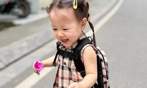 Ái nữ nhà Phương Oanh gây sốt với biểu cảm đáng yêu, một chi tiết khiến ai cũng bất ngờ