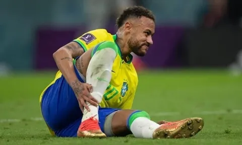 Chấn thương của Neymar khiến truyền thông Brazil dậy sóng, điều gì đang xảy ra?