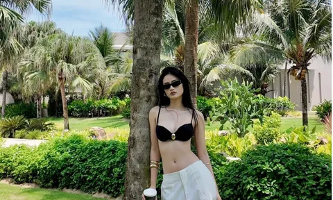 Hoa hậu Ý Nhi diện bikini khoe vóc dáng nóng bỏng giữa mùa hè, gây sốt với loạt khoảnh khắc “đẹp không góc chết”