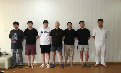 Triệt phá nhóm 23 người nước ngoài "ẩn mình" trong các căn hộ cao cấp, điều hành hoạt động lừa đảo