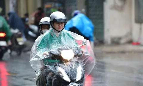 Dự báo thời tiết 18/6: Bắc Bộ, Nam Bộ mưa dông diện rộng, Trung Bộ tiếp tục “chảo lửa” 38 độ C