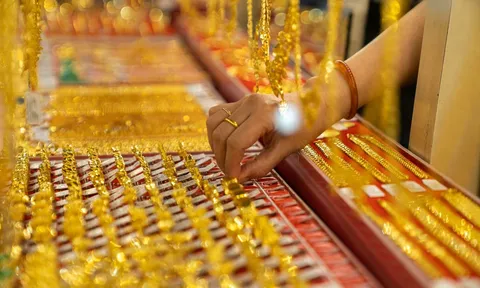 Giá vàng chiều nay 19/6:  Phiên giảm mạnh nhất nhiều tuần, cụ thể vàng miếng, vàng nhẫn SJC 9999 và vàng thế giới giá bao nhiêu?