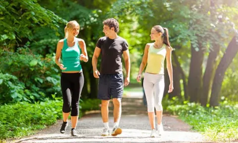 Đi bộ kiểu Nhật: Bí quyết 30 phút mỗi ngày giúp cải thiện sức khỏe toàn diện