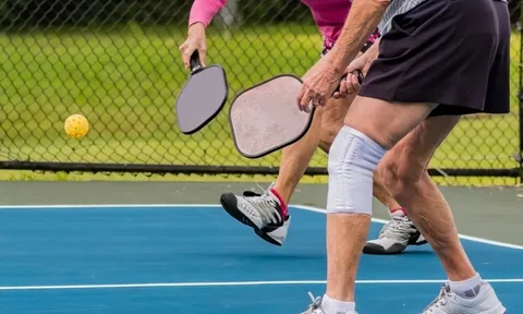 Từ vụ người đàn ông bất ngờ tử vong khi đang chơi pickleball: Không thể chủ quan với vận động cường độ cao