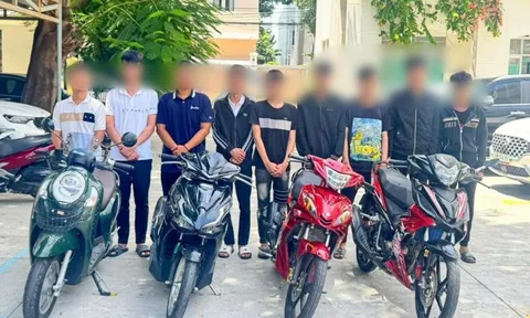 Đánh nhau bằng mũ bảo hiểm, thắt lưng giữa phố Đà Nẵng: Nhóm thanh niên bị triệu tập khi clip vừa tung lên mạng