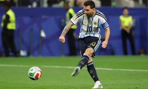 Lionel Messi: "Kỷ lục không quan trọng bằng chiến thắng của đội nhà"