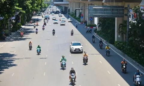 Hà Nội và đồng bằng Bắc Bộ hầm hập 38–40 độ C, nắng nóng gay gắt kéo dài