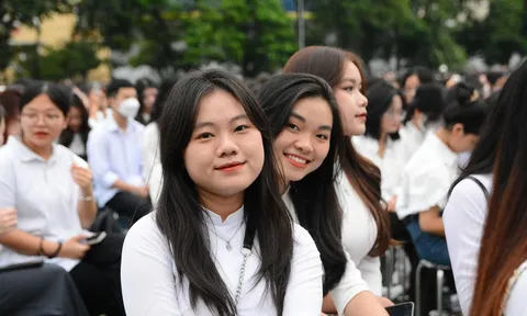 Những ngành học được miễn 100% học phí, cấp học bổng năm 2026: Thi đỗ yên tâm học