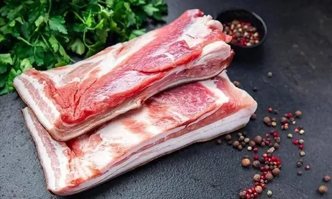 Người từng nhồi máu não có nên ăn thịt ba chỉ? Chuyên gia đưa ra lời khuyên bất ngờ