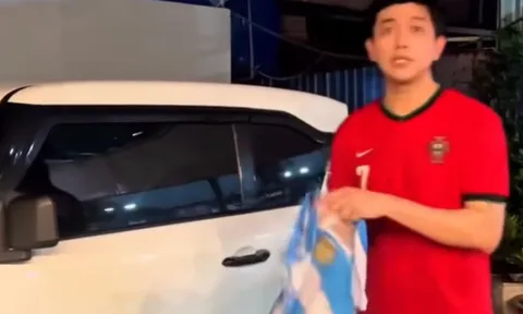 Tim gây tranh cãi vì dùng áo tuyển Argentina lau xe, sau đó xóa clip
