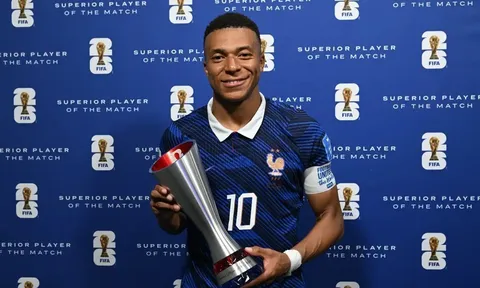Mbappe viết tiếp lịch sử World Cup bằng cú đúp mãn nhãn