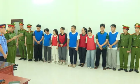 Triệt phá đường dây buôn lậu kim cương xuyên quốc gia 280 tỷ đồng, Giám đốc công ty giám định thuộc PNJ bị khởi tố