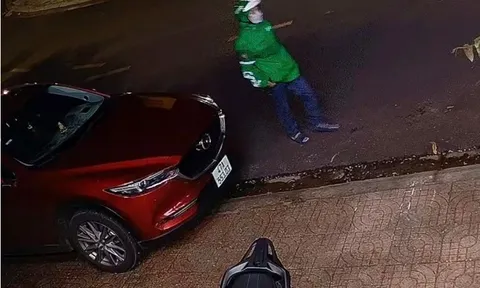 Người đàn ông ở Đắk Lắk bị ám sát bằng 5 phát súng: Camera hé lộ khoảnh khắc nghi phạm mặc áo Grab gây án rồi biến mất