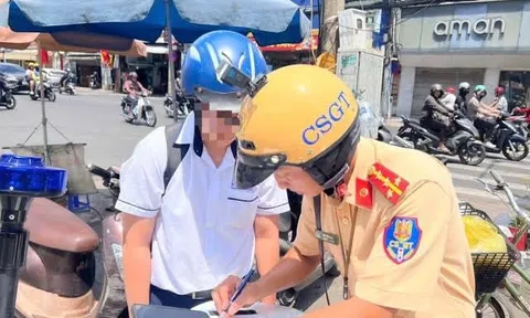 Quy định mới về xử phạt người từ đủ 16 tuổi đến dưới 18 tuổi điều khiển xe mô tô