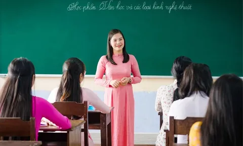 Từ 07/07/2026, giáo viên sẽ không được hưởng phụ cấp ưu đãi nhà giáo theo Nghị định 182 nếu tính hưởng vào khoảng thời gian nào?