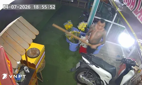 "Huy Tài đui" gây náo loạn tiệm hoa sau khi tấn công vợ cũ bằng dao
