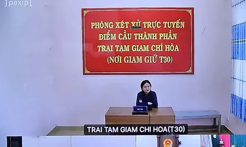 Tuyên án người phụ nữ dùng dao đâm bạn trai kém 11 tuổi vì phát hiện nhắn tin với người khác