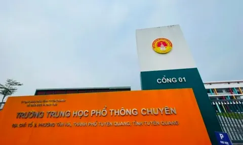 Toàn cảnh điểm thi có 146 điểm 10 môn Toán: 42 giám thị, 330 thí sinh và nhiều nội dung chưa thể công khai