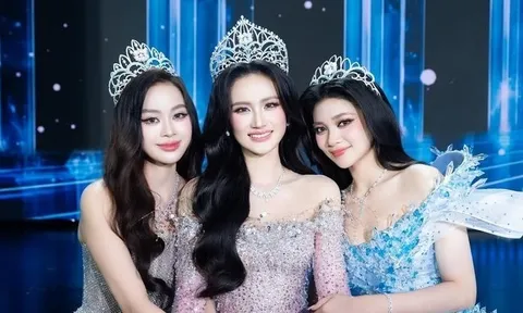 Clip 15 giây bắt trọn vòng eo thon và sắc vóc quyến rũ của 4 mỹ nhân Sen Vàng