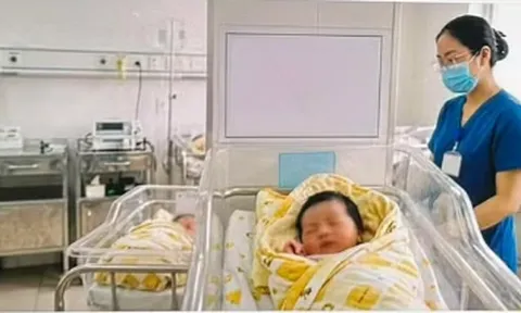 Người mẹ biến mất sau vài giờ sinh con, để lại bé trai 2,7kg cùng nhiều điều khó hiểu