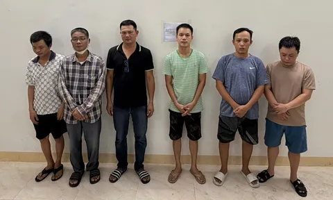 Đột kích đường dây cá độ bóng đá, hơn 700 trang tài liệu bị thu giữ