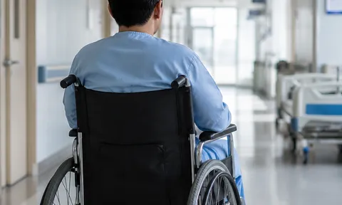 Bàng hoàng nam diễn viên đột ngột qua đời ở tuổi 45, khi vừa kết hôn 6 năm