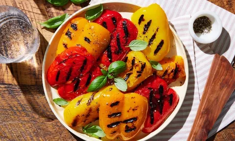 Loại quả nhiều màu ăn sống hay nấu chín đều tốt, có vitamin C hơn cam quýt gấp 3 lần, nhưng chỉ có một màu là "quán quân" dinh dưỡng