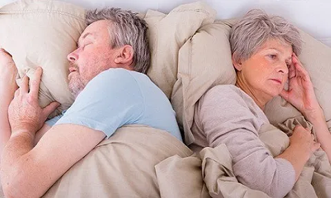 Vì sao nhiều cặp vợ chồng tuổi 50-60 ngủ riêng? Sự thật không phải ai cũng biết