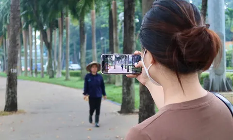 Quay video người khác nơi công cộng: Phải lưu ý điều này