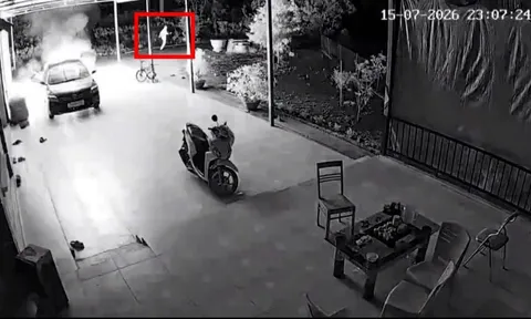 Bỏ trốn sau khi đốt ô tô hàng xóm, Nguyễn Văn Lực bị bắt nhờ dấu vết để lại tại hiện trường