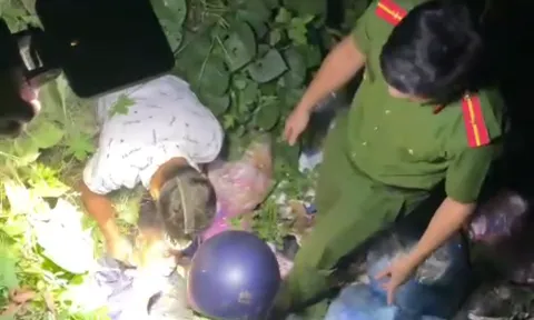 Cuộc giải cứu nghẹt thở dưới vực sâu 15m trong đêm tối, đưa thanh niên bất tỉnh lên mặt đất an toàn