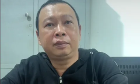 Nợ nần, Lê Trí Hiếu mang búa đi cướp tiệm vàng