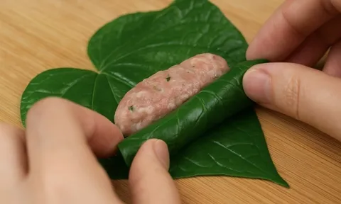 Muốn chả lá lốt xanh mướt, vỏ giòn và không bị thâm, bạn hãy ghi nhớ ngay những mẹo này