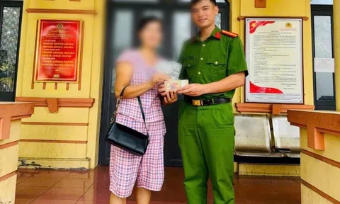 Hành động đẹp sau khi nhặt được chiếc ví chứa 100 triệu đồng