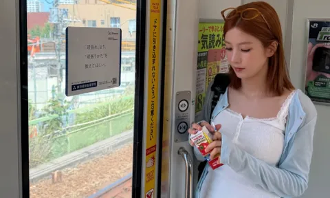 Phong cách đời thường của Kwon Eun Bi tiếp tục "gây sốt" mạng xã hội