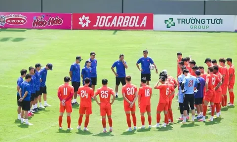 Đội tuyển Việt Nam đón tin vui trước trận gặp Singapore, HLV Kim Sang-sik có thêm phương án quan trọng