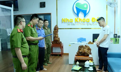 Giả danh bác sĩ, chủ phòng khám bị khởi tố