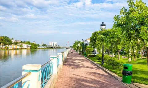 Phát hiện người phụ nữ khoảng 50 tuổi tử vong trên sông Sài Gòn, trên người chỉ tìm thấy một thứ