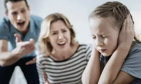 Con cái ngày càng ít nói với cha mẹ: 5 nguyên nhân tưởng nhỏ nhưng âm thầm khiến gia đình xa cách