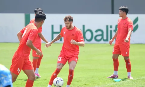 Tuyển Việt Nam đấu Singapore: Xuân Son lĩnh xướng, Tài Lộc có thể thay Đình Bắc