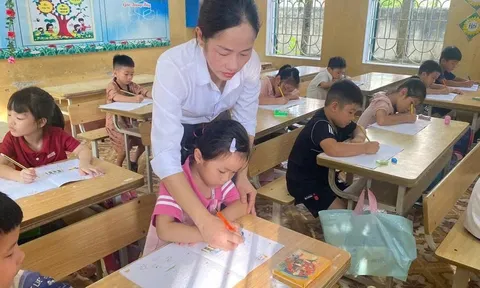 Chính thức:  Từ 27/07/2026 hỗ trợ thêm 150.000 đồng/tiết cho giáo viên dạy thêm theo Nghị quyết 22