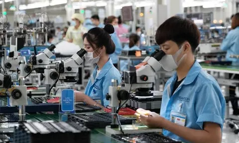Đi làm dịp nghỉ lễ Quốc khánh 2/9/2026 được hưởng lương bao nhiêu? Mức cao nhất có thể lên tới 490%, nhiều người vẫn không biết