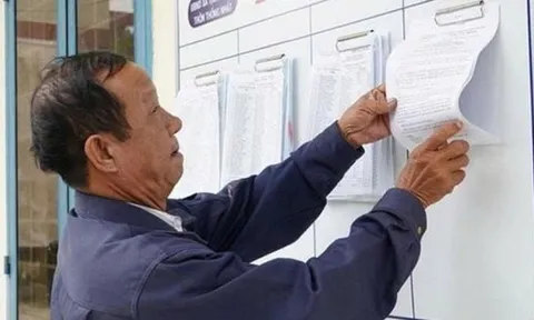 Tinh giản biên chế 2026: Trưởng thôn có trên 5 năm công tác được hưởng những khoản trợ cấp nào?