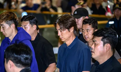 HLV Hong Myung-bo phải điều trần trước Quốc hội Hàn Quốc sau thất bại tại World Cup 2026