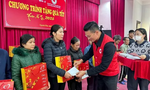 Tết Nguyên đán 2026: Đối tượng nào sẽ được nhận quà tới 6,5 triệu đồng theo quy định mới