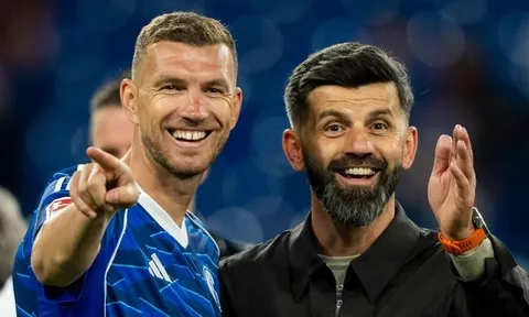 Džeko gia hạn với Schalke 04, tiết lộ lý do hài hước khiến anh chưa giải nghệ